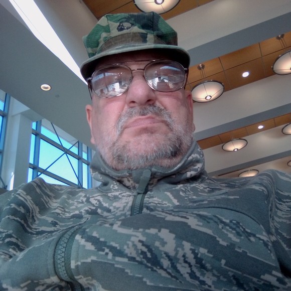 Meet your Posher, Jeff - Picture 1 of 1